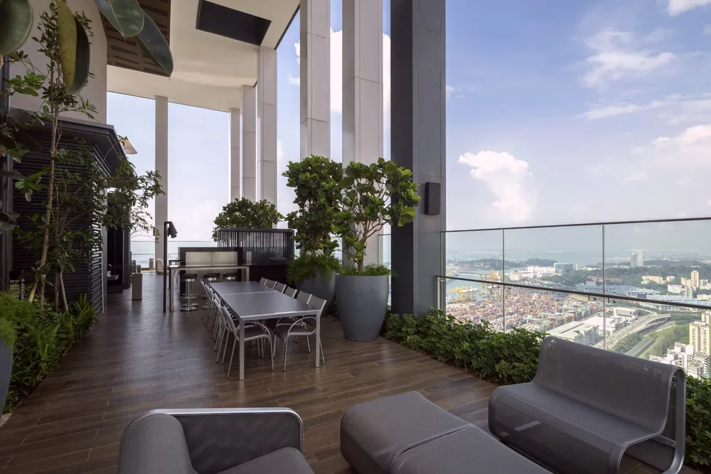 Altez, slender residential skyscraper in Tanjong Pagar, Singapore